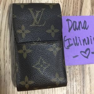 💯 authentic Louis Vuitton Cigarette/cosmetic case